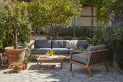 Skagerak Virkelyst 2-istuttava Sohva, Tiikki - Tuhkanharmaa -Puutarha Unelma 1505783 1505731 S1505770 M