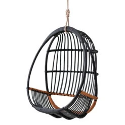 Parolan Rottinki Sirkka Riippukeinu, 2023, Musta