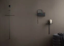 Ferm LIVING Wall Box Kukkalaatikko, Suorakaide, Musta -Puutarha Unelma 20 18590 dobbeltsidet