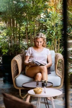 Cane-line Nest Nojatuoli, Luonnonvärinen - Vaaleanharmaa 11 Cane-line Nest Nojatuoli, Luonnonvärinen - Vaaleanharmaa -Puutarha Unelma 57421USL 5065ABR 5065ADR 1600px