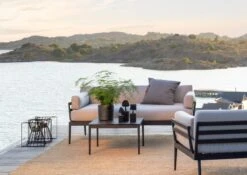 Puutarha Unelma -Puutarha Unelma ANHOLT SOFA LOUNGE CHAIR SIDE TABLE TABLE BOO kopiera