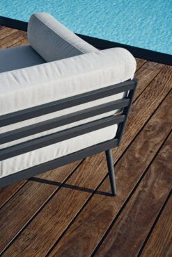 Skargaarden Anholt Sohva 11 Skargaarden Anholt Sohva -Puutarha Unelma ANHOLT SOFA LOUNGE CLOSE UP