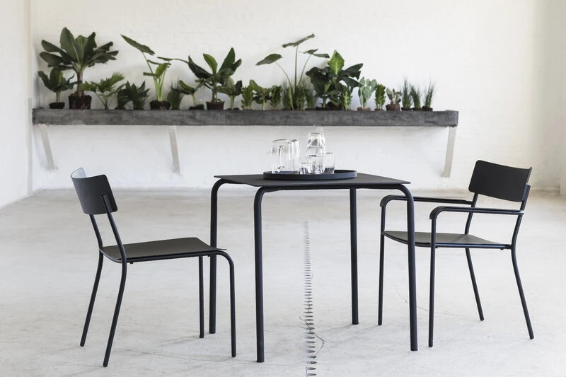 Serax August Käsinojallinen Tuoli, Kapea, Vihreä 6 Serax August Käsinojallinen Tuoli, Kapea, Vihreä - Image 6