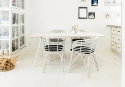 Cane-line Istuintyyny Moments Ja Blend Tuoliin, Musta 8 Cane-line Istuintyyny Moments Ja Blend Tuoliin, Musta -Puutarha Unelma Blend chair white Turn table 2