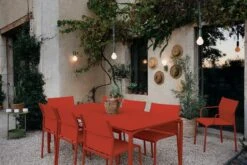 Fermob Calvi Pöytä 195 X 95 Cm, Red Ochre 6 Fermob Calvi Pöytä 195 X 95 Cm, Red Ochre -Puutarha Unelma CALVI CADIZ GRIS ARGILE APL CACTUS MONTELIMAR VISUEL2021 AURELIE LECUYER 2 ro