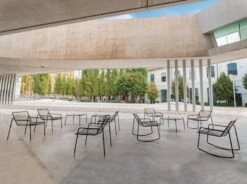 Emu Rio Keinutuoli, Musta -Puutarha Unelma EMU CtContract2020 Pag16 A RioR50