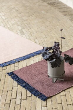 Ferm LIVING Bau Ruukku, Pieni, Lämmin Harmaa -Puutarha Unelma FERM 7493