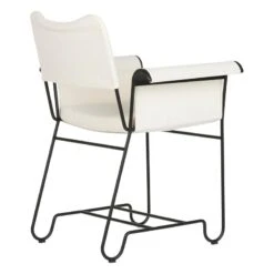 GUBI Tropique Tuoli, Musta - Udine 06 -Puutarha Unelma Gubi 10100470 B3Q Tropique Dining Chair WO Fringes Classic Black Udine Limonta 06