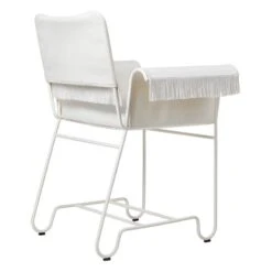 GUBI Tropique Tuoli Hapsuilla, Valkoinen - Leslie 06 5 GUBI Tropique Tuoli Hapsuilla, Valkoinen - Leslie 06 -Puutarha Unelma Gubi 2023 B3Q Tropique Dining Chair W Fringes Classic White Leslie Limonta 06
