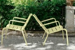 Fermob Luxembourg Matala Nojatuoli, Antrasiitti -Puutarha Unelma LUXEMBOURG CITRON GIVRE MONTELIMAR VISUEL2021 AURELIE LECUYER 1 copie paysage