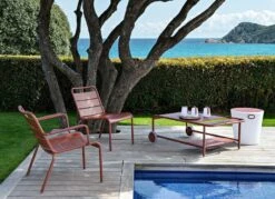 Fermob Luxembourg Matala Nojatuoli, Red Ochre -Puutarha Unelma LUXEMBOURG OCRE RAMATUELLE RESIDENTIAL DESIGNER2021 NICOLAS MATHEUS 2 1