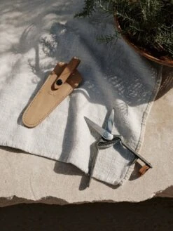 MENU Pallarès X Menu Ruohosakset 11 MENU Pallarès X Menu Ruohosakset -Puutarha Unelma MENU LS Pallares Plant Pruner