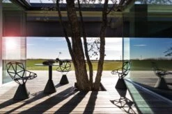 Magis Table_One Bistrot Pöytä, 79 Cm, Musta 7 Magis Table_One Bistrot Pöytä, 79 Cm, Musta -Puutarha Unelma Magis table one bistrot ambient multi TV449 TV432 TV446 black black 01 hr