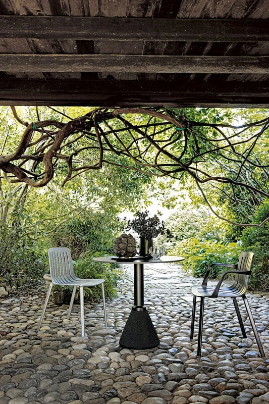 Magis Table_One Bistrot Pöytä, 79 Cm, Musta 2 Magis Table_One Bistrot Pöytä, 79 Cm, Musta - Image 2