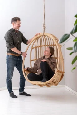 Parolan Rottinki Sirkka Riippukeinu, 2023, Luonnonvärinen -Puutarha Unelma Parolan Vuosikerta Klassikko Sirkka luonnonvrinen Hinni Korpela Jyri Naskali