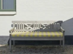 Skagerak Drachmann Istuintyyny Penkkiin, Keltainen - Hiekka -Puutarha Unelma S1040510 1960224 Drachmann Bench 165 and Cushion Lemon Sand stripes M 1