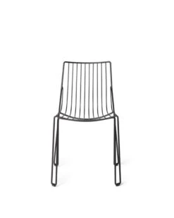 Massproductions Tio Tuoli, Musta -Puutarha Unelma TI 01 02 00 02