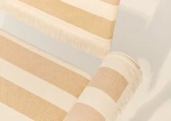 GUBI Tropique Tuoli Hapsuilla, Valkoinen - Leslie Stripe 40 8 GUBI Tropique Tuoli Hapsuilla, Valkoinen - Leslie Stripe 40 -Puutarha Unelma Tropique 6