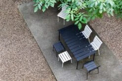 Valerie_objects Aligned Sivupöytä/jakkara, Musta 11 Valerie_objects Aligned Sivupöytä/jakkara, Musta -Puutarha Unelma VO21 MAARTENBAAS ALIGNED OUTDOOR 4