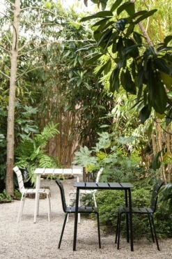 Valerie_objects Aligned Ruokapöytä, 70 X 70 Cm, Luonnonvalkoinen 10 Valerie_objects Aligned Ruokapöytä, 70 X 70 Cm, Luonnonvalkoinen -Puutarha Unelma ValerieObjects MaartenBaas 606 HR