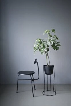 MENU Wire Jalusta, Iso, Musta -Puutarha Unelma Wire Pot Location 2015 03 Download 300dpi JPG 28RGB29 198764