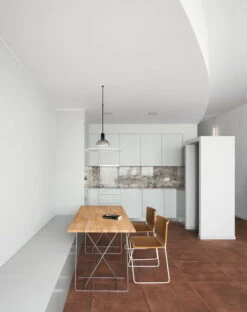 Santa & Cole Ramón Tuoli, Luonnonvärinen - Valkoinen 11 Santa & Cole Ramón Tuoli, Luonnonvärinen - Valkoinen -Puutarha Unelma vivienda montcada reixac 7 x2400